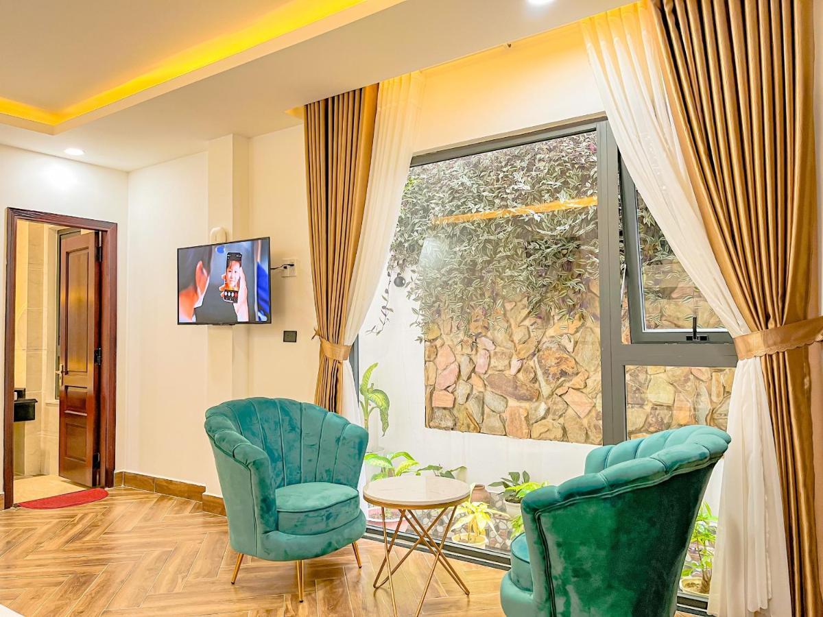 Crown Dalat Hotel Bagian luar foto